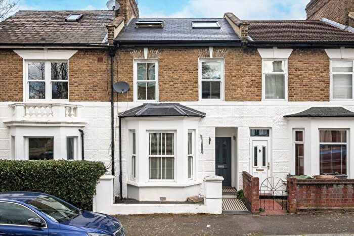 3 Bedroom Semi-Detached House To Rent In Harvard Road, London, SE13