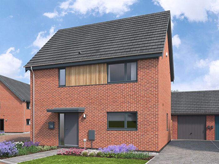 3 Bedroom Detached House For Sale In Taursham Park, Taverham, Norwich, NR8