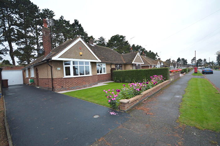 2 Bedroom Semi-Detached Bungalow To Rent In Ashley Way, Northampton, NN3