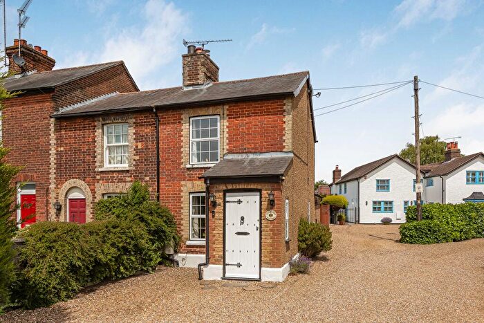 2 Bedroom End Of Terrace House For Sale In London Road, Woolmer Green, SG3