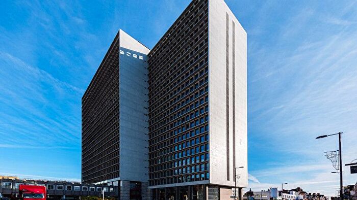 2 Bedroom Flat To Rent In High Street, Croydon, CR0