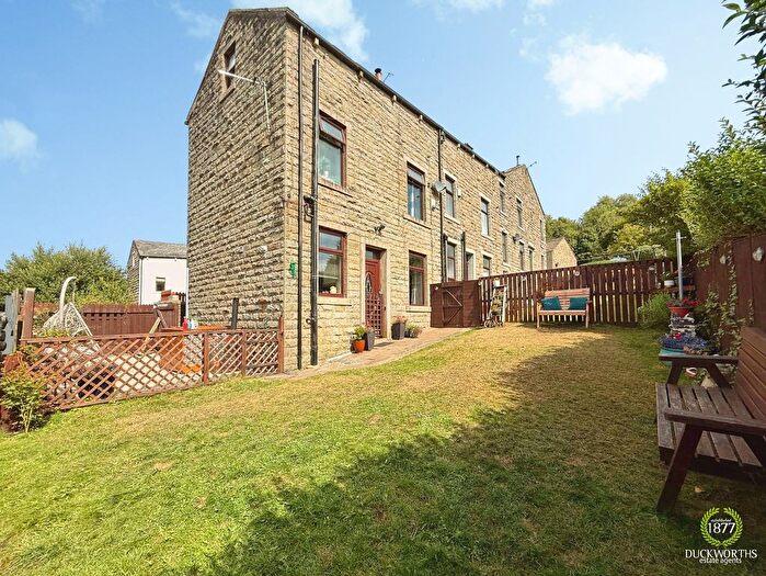 3 Bedroom Cottage For Sale In Fir Mount, Bacup, OL13