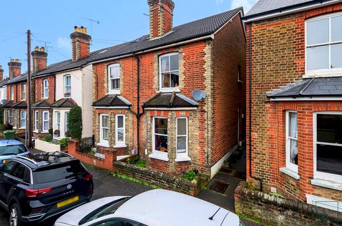 3 Bedroom Semi-Detached House To Rent In Gardner Road, Guildford GU1