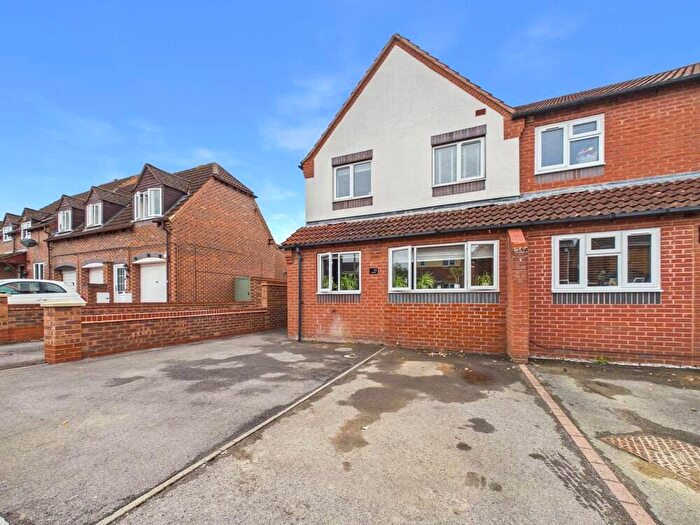 3 Bedroom Semi Detached House For Sale In Aspen Drive, Quedgeley, Gloucester, Gloucestershire, GL2