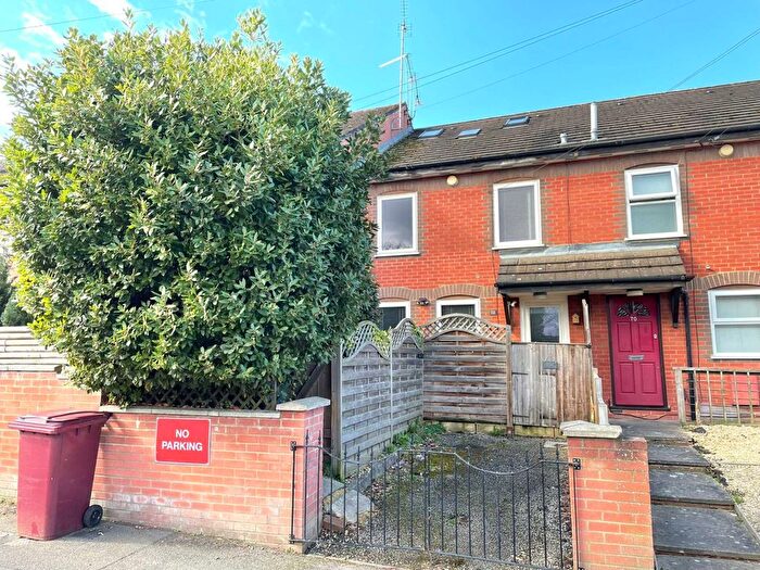1 Bedroom Terraced House To Rent In St Georges Rd, Reading, RG30