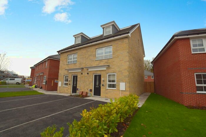 4 Bedroom Semi-Detached House To Rent In Tansy Road, Whittingham, Preston, PR3