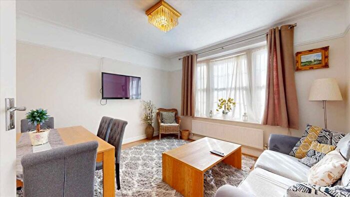 2 Bedroom Flat To Rent In Crawford Street, London, W1H