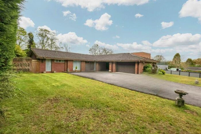3 Bedroom Detached Bungalow For Sale In Roman Park, Little Aston, Sutton Coldfield, B74