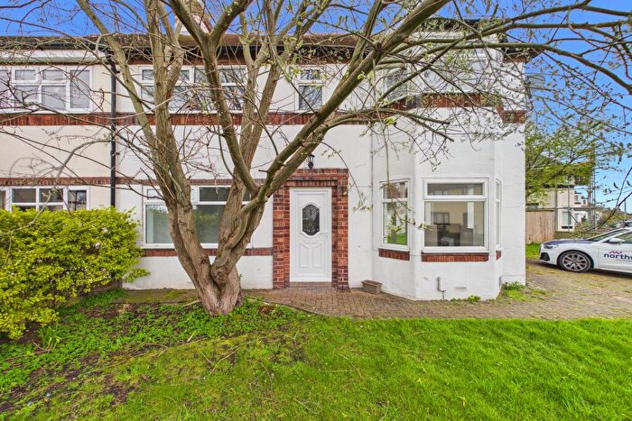 3 Bedroom Semi Detached House To Rent In Cambridge Road, Ellesmere Port, CH65