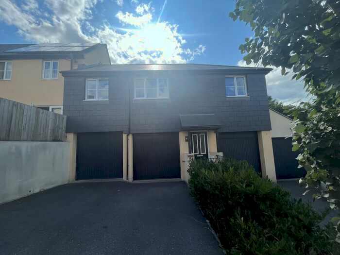 2 Bedroom Apartment To Rent In Bleachfield Rise, Axminster, EX13