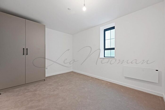 2 Bedroom Flat To Rent In Caroline Street, Limehouse, E1