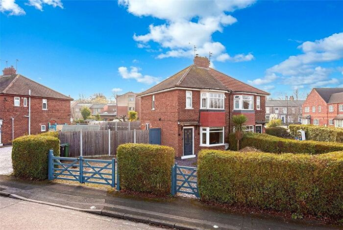 2 Bedroom Semi Detached House For Sale In Horsman Avenue, York, North Yorkshire, YO10