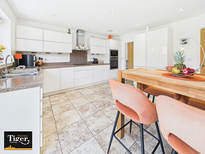 4 Bedroom Detached House For Sale In Redwood Drive, Blackpool, FY4