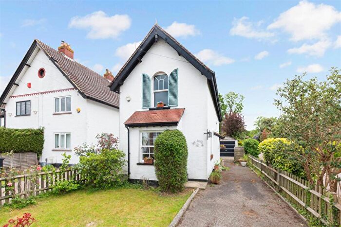 3 Bedroom Detached House For Sale In Craven Road, Orpington, BR6