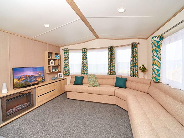 2 Bedroom Mobile/park Home For Sale In School Road, Coldingham, Eyemouth, TD14