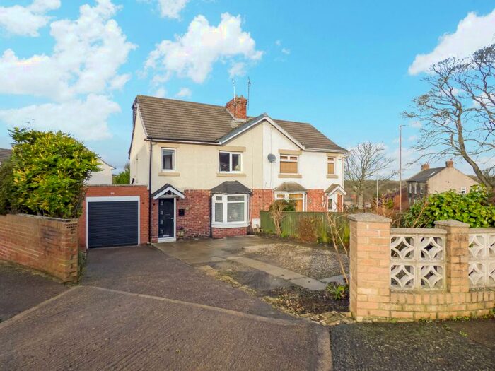 3 Bedroom Semi-Detached House To Rent In Sheepwash Bank, Choppington, Northumberland, NE62