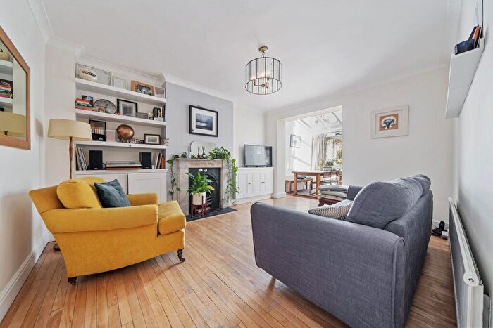 2 Bedroom Flat To Rent In Aberdeen Road, London, N5