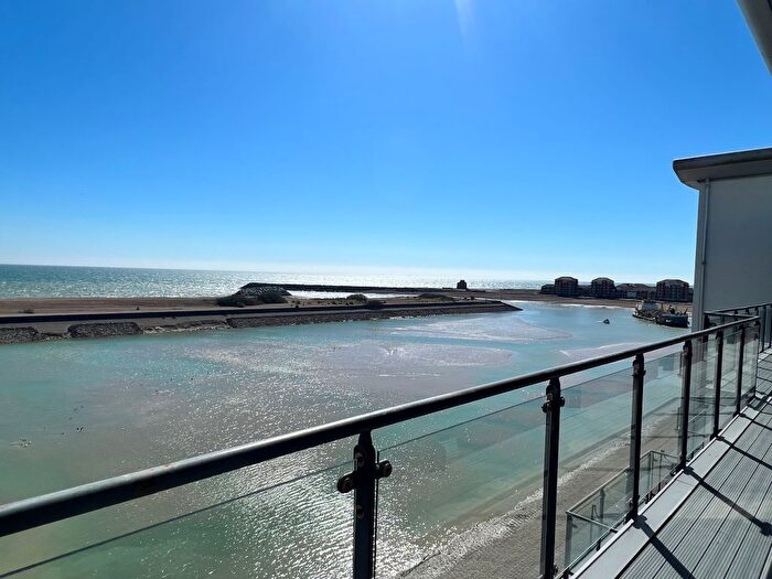 3 Bedroom Penthouse For Sale In Midway Quay, Eastbourne, BN23