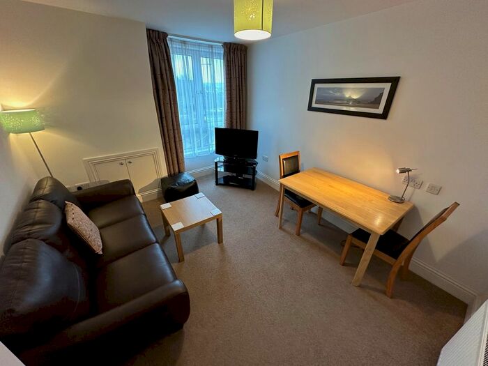 1 Bedroom Flat To Rent In Holburn Street, Aberdeen, AB10