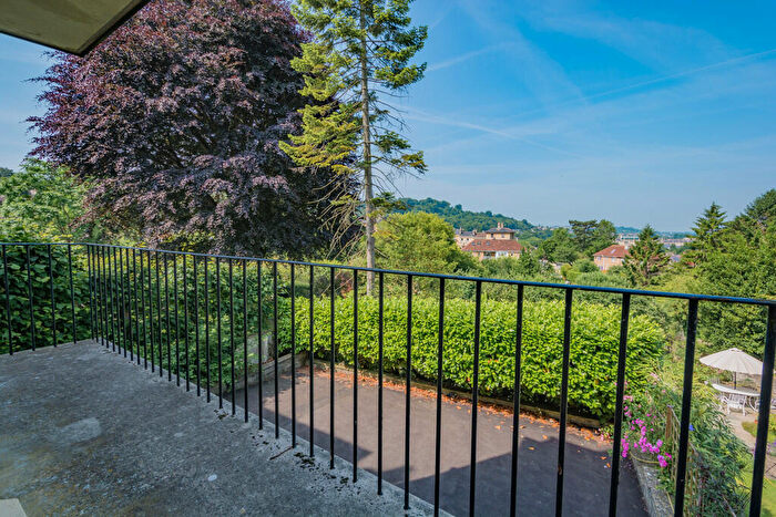 2 Bedroom Flat To Rent In Sydney Buildings, BA2