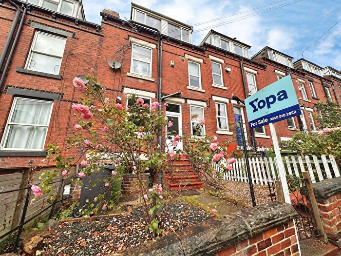 3 Bedroom Terraced House For Sale In Norman Street, Leeds, LS5