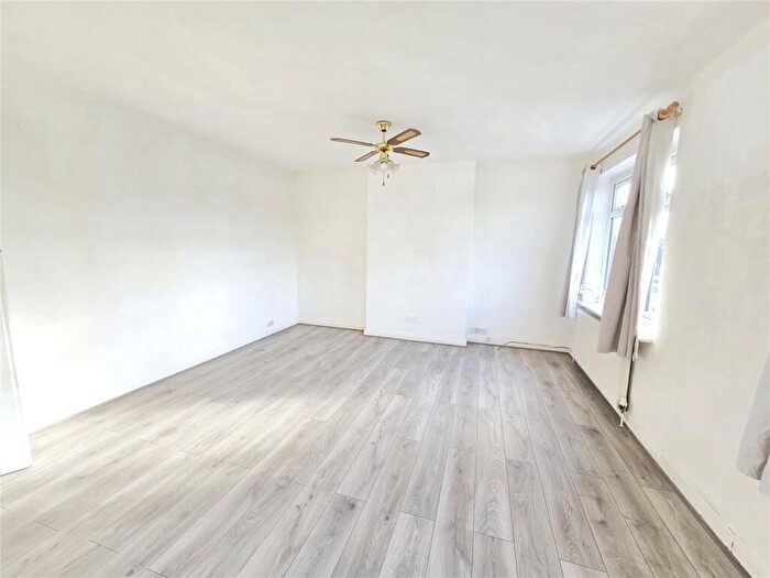 1 Bedroom Apartment To Rent In Kingsbury Road, London, NW9