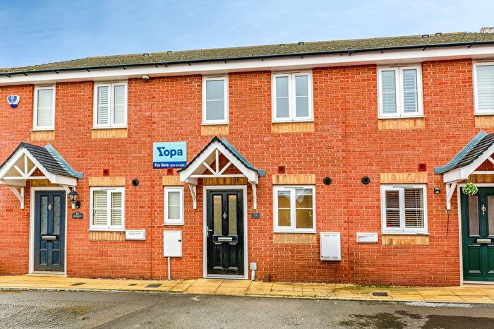 2 Bedroom Terraced House For Sale In Queslett Way, Birmingham, B42