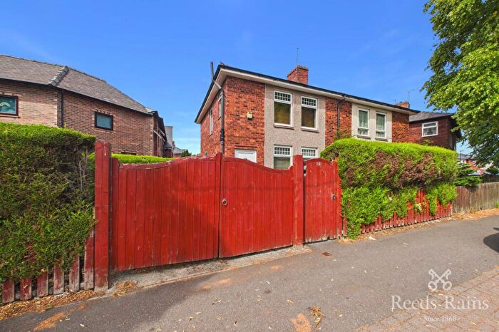 3 Bedroom Semi-Detached House For Sale In Torksey Road, Sheffield, S5