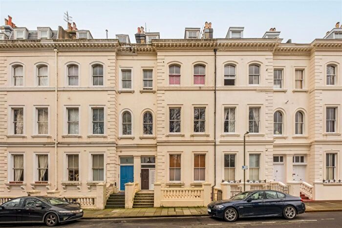 1 Bedroom Flat For Sale In Norfolk Terrace, Brighton, BN1
