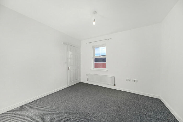 2 Bedroom Apartment To Rent In Mansion Gate Mews, Chapel Allerton, Leeds, LS7