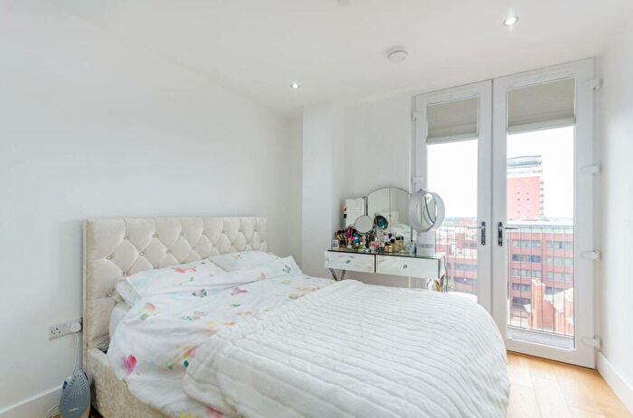 1 Bedroom Flat To Rent In Sutton Court Road, Sutton, SM1