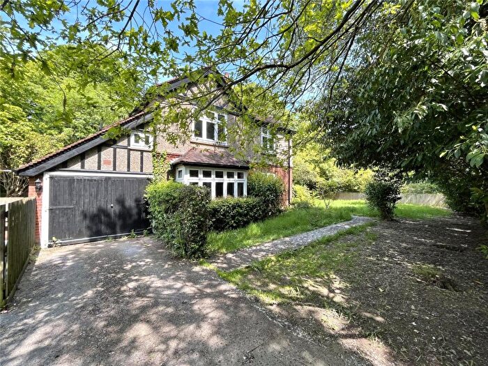 3 Bedroom Detached House For Sale In Little Baddow Road, Danbury, Chelmsford, Essex, CM3