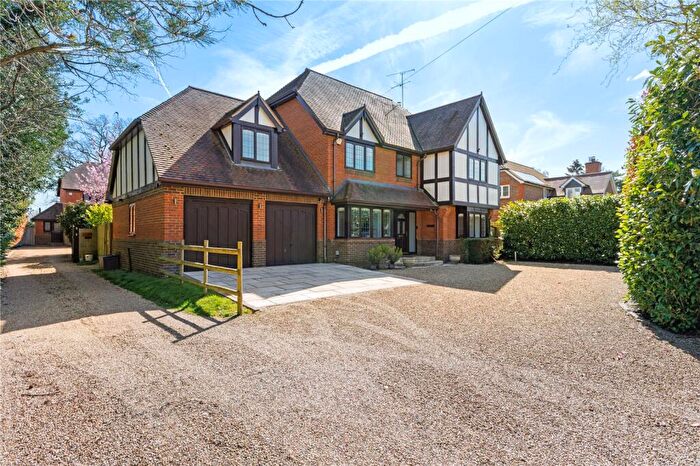 5 Bedroom Detached House For Sale In Chequers Lane, Eversley, Hook, RG27