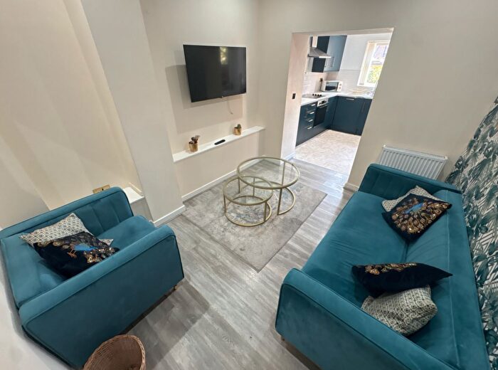 4 Bedroom House To Rent In Pomona Street, City Centre, Liverpool, L3