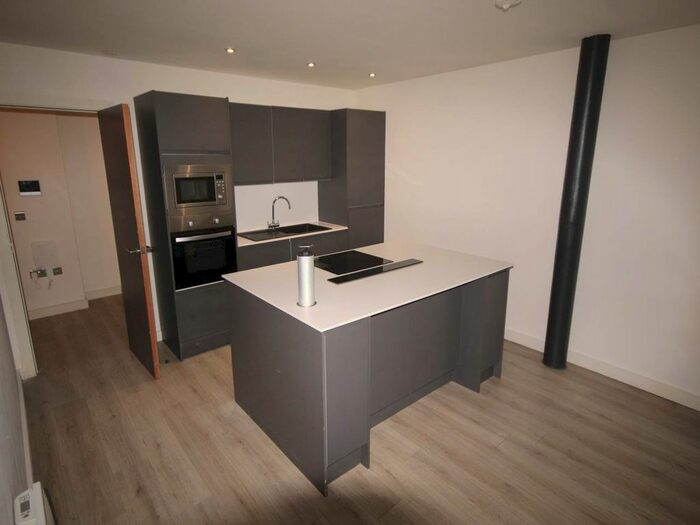 2 Bedroom Flat To Rent In Cape Street, Bradford, BD1