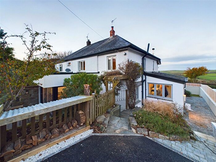 3 Bedroom Semi-Detached House For Sale In Crackington Haven, Bude, EX23