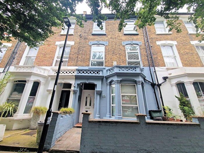 5 Bedroom Terraced House To Rent In Drayton Park, Highbury, N5