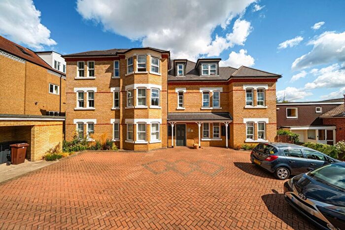 2 Bedroom Flat For Sale In Sylvan Hill, London, SE19