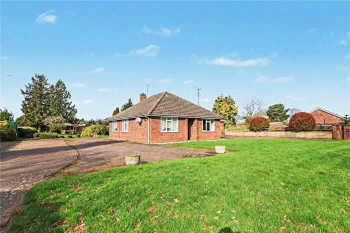 3 Bedroom Bungalow For Sale In Bilney Lane, Felthorpe, Norwich, Norfolk, NR10