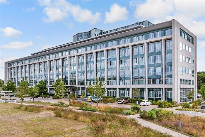 2 Bedroom Flat For Sale In Eagle Way, Great Warley, Brentwood, Essex, CM13