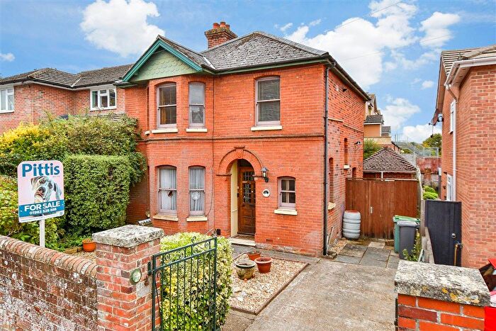 4 Bedroom Detached House For Sale In St. John's Road, Newport, Isle Of Wight, PO30