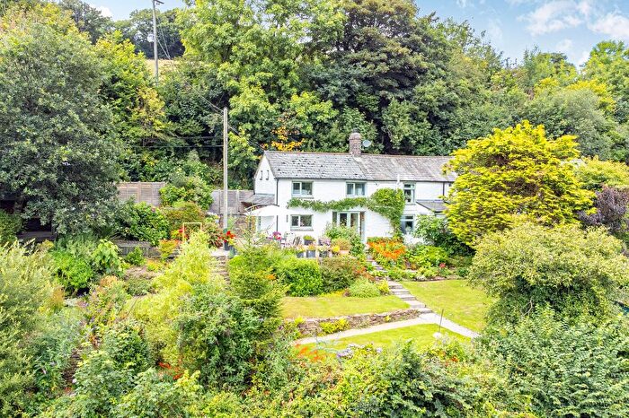 2 Bedroom Semi-Detached House For Sale In Two Waters Foot, Liskeard, PL14