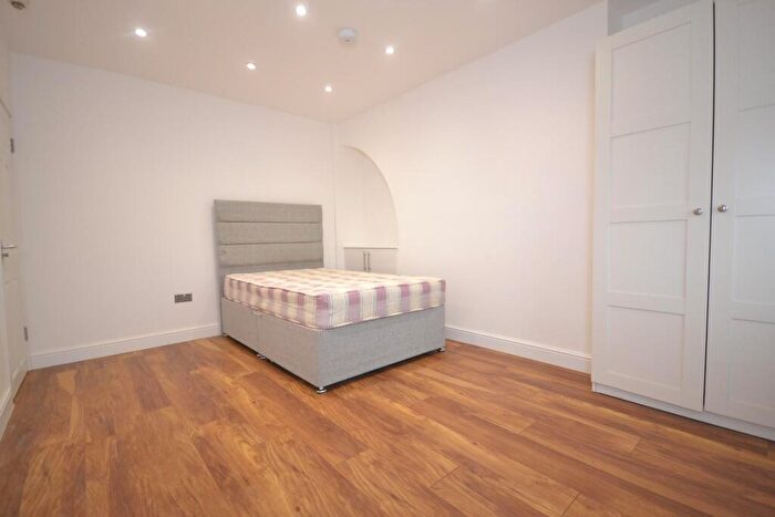 Studio To Rent In Oxford Road, Reading, Berkshire, RG1