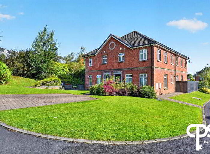 2 Bedroom TownHouse For Sale In Mill Valley Crescent, Belfast, BT14