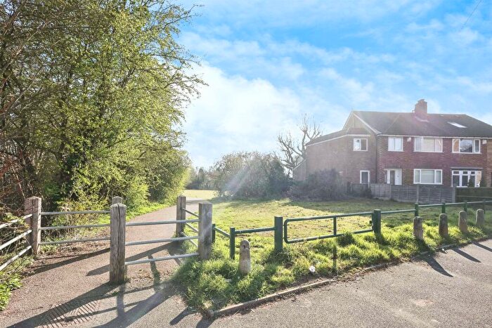 2 Bedroom Maisonette For Sale In Cranes Park Road, Birmingham, B26