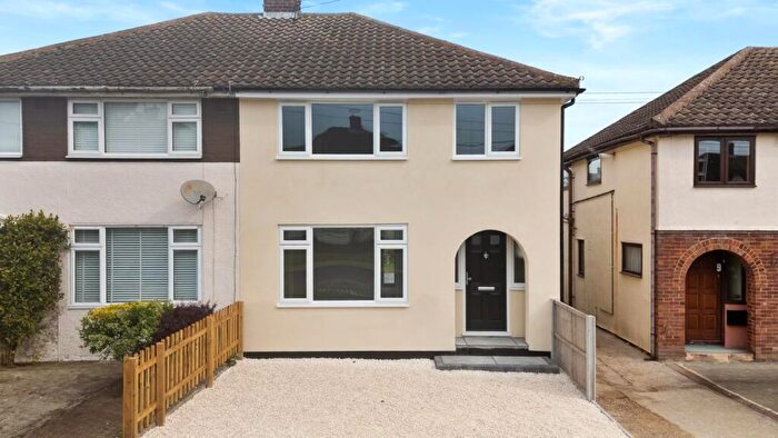 3 Bedroom Semi-Detached House For Sale In Strawberry Close, Braintree, CM7