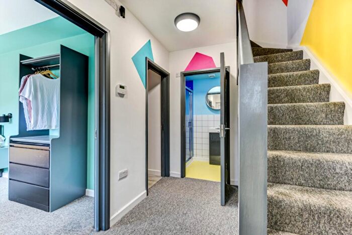 6 Bedroom House To Rent In Downman Road, Bristol, BS7