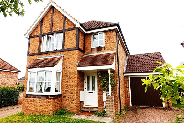 3 Bedroom Detached House To Rent In Highveer Croft, Tattenhoe, Milton Keynes, MK4