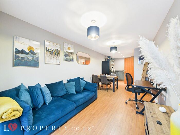 1 Bedroom Apartment For Sale In Sherborne Street, Birmingham, West Midlands, B16