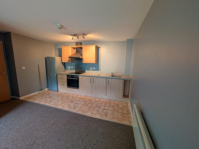2 Bedroom Flat To Rent In Hartley Court, Stoke-On-Trent, ST4